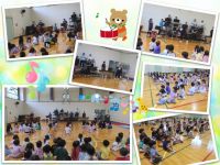 合奏発表発表会で年長さんが演奏する曲を先生たちがデモ演奏しましたよ♪年長さんは自分のクラスの曲を聞いて、口ずさんだりもしていました。発表の途中では楽器の紹介をしました。年少さん・年中さんが次に聞くときは発表会近くです。楽しみですね♪